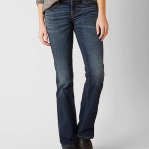 BUCKLE EXCLUSIVE Stella Boot Stretch Jean
